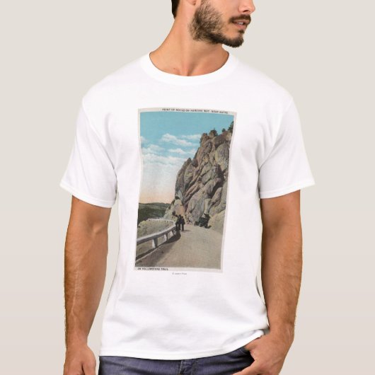 Yellowstone, WYVacationers, oude auto, nabij T-shirt (Voorkant)