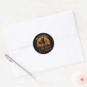 Yes I can drive a stick witch funny Halloween Ronde Sticker (Envelop)