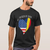 Yes, I'm Both Of Them Half American Half Romanian  T-shirt (Voorkant)