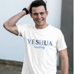 Yeshua, King of Kings t-shirt<br><div class="desc">Christelijk T-shirt met Yeshua,  King of Kings. Typografie is in gemengde kalligrafie & minimalistische typografie. Dit trendy,  eigentijdse geloofsontwerp is het perfecte cadeau en mode statement. #Christelijk #religion #scripture #faith #bible #yeshua #Jesus</div>
