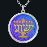 Yeshua Menorah Ketting<br><div class="desc">Dit ketting is bedoeld om u eraan te herinneren wie voor u het belangrijkst is.</div>