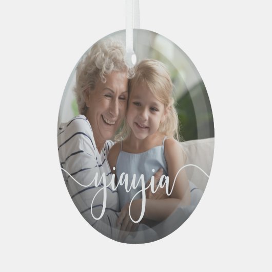 Yiayia Grandma Script Overlay Glas Ornament (Voorkant links)