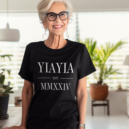 Yiayia Romeins jaar vastgesteld T-shirt