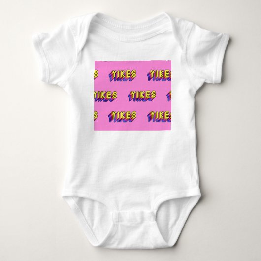 Yikes Words: Roze behang. Romper (Voorkant)