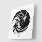 Yin en Yang Asian Dragons Vierkante Klok (Hoek)
