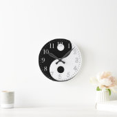Yin & Yang Asian sign for Balance Wall Clock Ronde Klok (Huis)