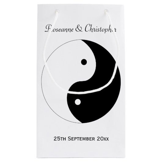 Yin Yang Black and White Wedding Klein Cadeauzakje (Achterkant)