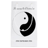 Yin Yang Black and White Wedding Klein Cadeauzakje (Voorkant)
