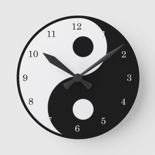 Yin Yang Black en White Symbol Clock Ronde Klok (Voorkant)