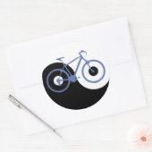 Yin Yang blauwe Fiets Ronde Sticker (Envelop)
