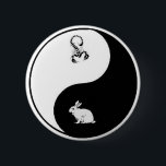 Yin Yang Button<br><div class="desc">Yin Yang met tegengestelde schorpioen en konijnensymbolen.</div>