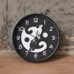 Yin Yang Cat Black en White Novelty<br><div class="desc">Yin Yang Cat Black en White Novelty Wall Clock - In de Chinese filosofie staat het yin yang symbool voor de manier waarop twee tegenovergestelde krachten kunnen samenkomen om creëer harmonie te bereiken en elkaar te complimenteren. De dans van twee is er één. Zoek je pad naar sereniteit met deze...</div>