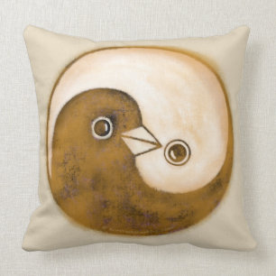 Yin yang doves, goud en buff een verbluffend kusse kussen