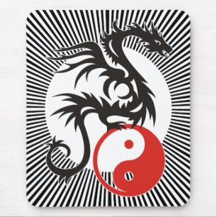 Yin & Yang Dragon   zwarte zonnige strepen Muismat