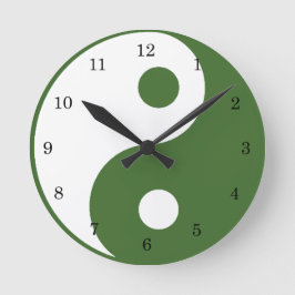 Yin Yang Green en White Symbol Clock Ronde Klok