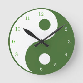 Yin Yang Green en White Symbol Clock Ronde Klok