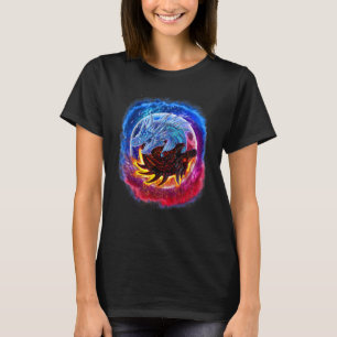 Yin Yang Ice en Fire Dragon in Space T-shirt