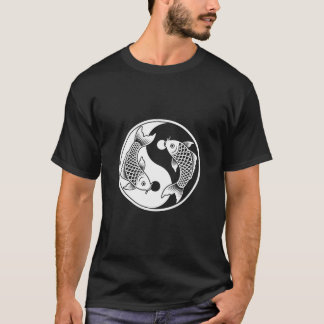 Yin Yang Koi Fish Art Tee – Elegant Ink Drawing De T-shirt