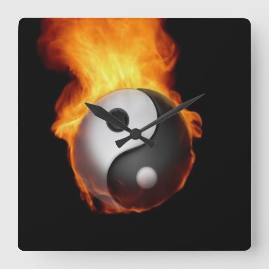 Yin Yang on Fire Wall Clock Vierkante Klok (Voorkant)