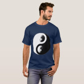 Yin Yang op donkerblauw T-shirt (Voorkant volledig)