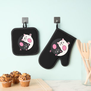Yin Yang Slapende Katten in Zwart en Wit Ovenwant & Pannenlap Set