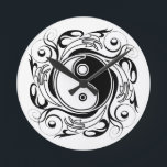 Yin & Yang Symbol Black and White Tattoo Style Ronde Klok<br><div class="desc">Decorative Ying Yang Symbol Psychedelic Black and White Tattoo Style Art Design. Originally created with Hi Quality Vector Graphic Art Copyright BluedakArt TheChameleonArt.</div>