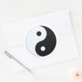 Yin-yang symbool, geïsoleerd ronde sticker (Envelop)