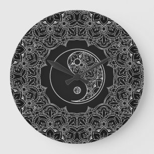 Yin yang-symbool in zwart-wit-oogmerk grote klok