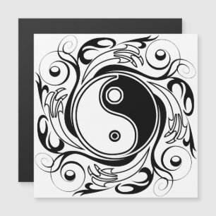Yin & Yang Symbool Zwart en Wit Tattoo Stijl