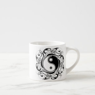 Yin & Yang Symbool Zwart en Wit Tattoo Stijl Espresso Kop