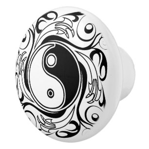 Yin & Yang Symbool Zwart en Wit Tattoo Stijl Keramische Knop