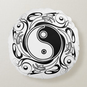 Yin & Yang Symbool Zwart en Wit Tattoo Stijl Rond Kussen