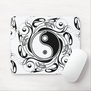 Yin & Yang Symbool Zwarte en Witte Tattoo Stijl Muismat