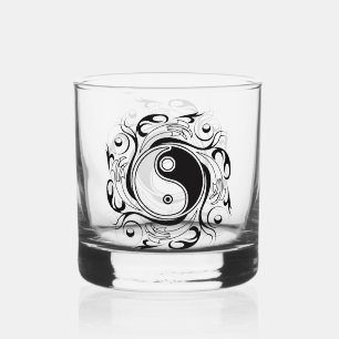 Yin & Yang Symbool Zwarte en Witte Tattoo Stijl Whisky Glas