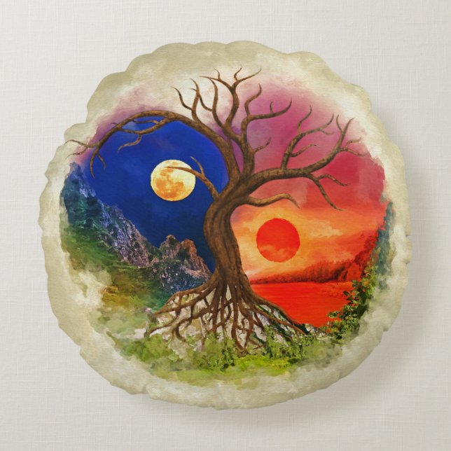 Yin Yang Tree Landschap Rond Kussen (Voorkant)