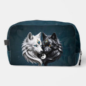 Yin Yang Wolven. Toilettasje (Voorkant)