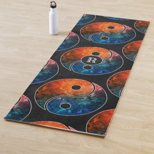 Yin Yang Yoga Mat w / uw initiaal (In situ)