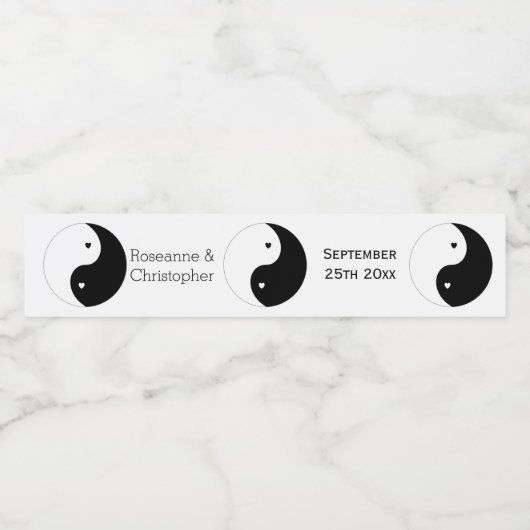 Yin Yang Zwart-witte harten ontwerp bruiloft Waterfles Etiket (Enkel label)
