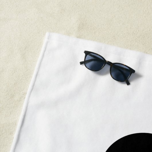 Ying Yang Black en White Beach Towel Strandlaken (In situ)