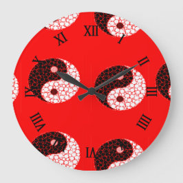 Ying yang circels op rood grote klok