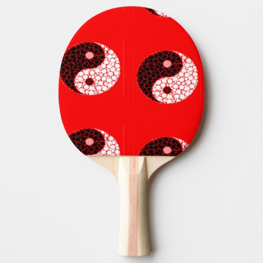 Ying yang circels op rood tafeltennisbatje (Voorkant)
