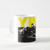 Yinz Pittsburgh Koffiemok (Voorkant links)