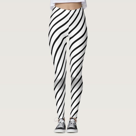 Yoga Attire: Vrouwelijke Leggings en reuzen (Voorkant)