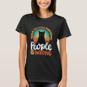 Yoga Because Punching People Is Wrong T-shirt (Voorkant)