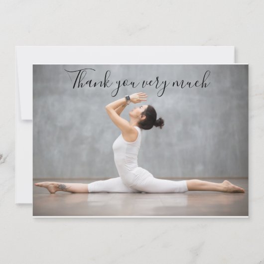 Yoga Bedankt kaart met vrouw poseren (Voorkant)