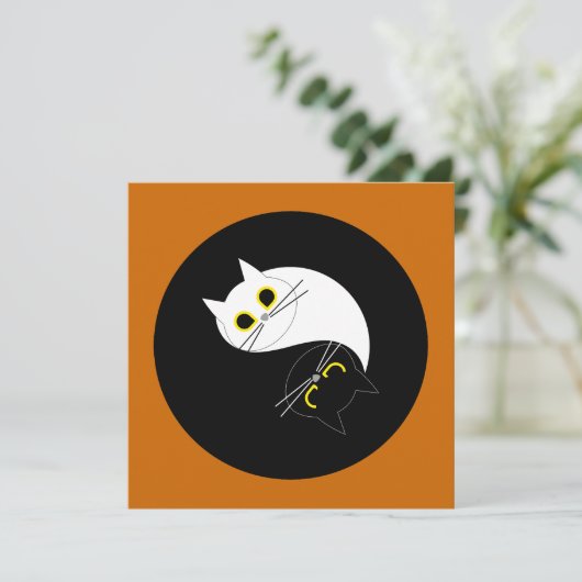 YOGA DAY STUDIOUITNODIGING - Funny Cat Kaart (Staand voorkant)