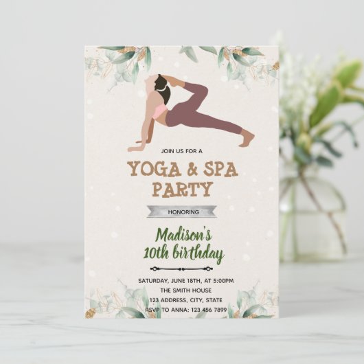 Yoga en uitnodiging tot het indienen van spa (Staand voorkant)