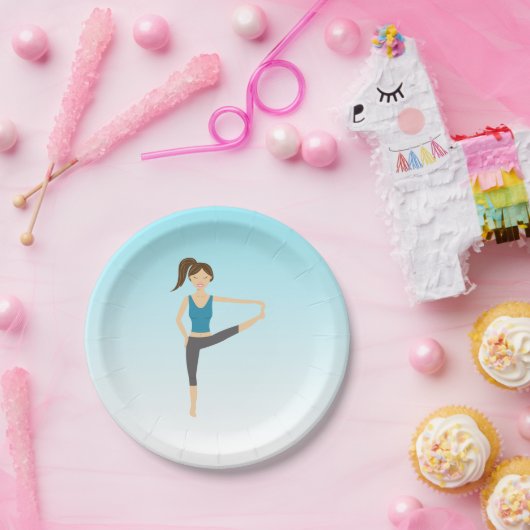 Yoga Girl in Extended Hand to Toe Pose Papieren Bordje (Feest)