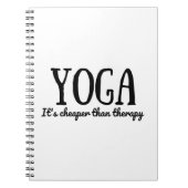 Yoga Het is goedkoper dan therapie Notitieboek (Voorkant)
