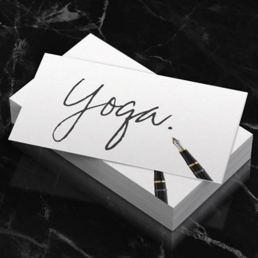 Yoga-instructeur handgeschreven script legant visitekaartje